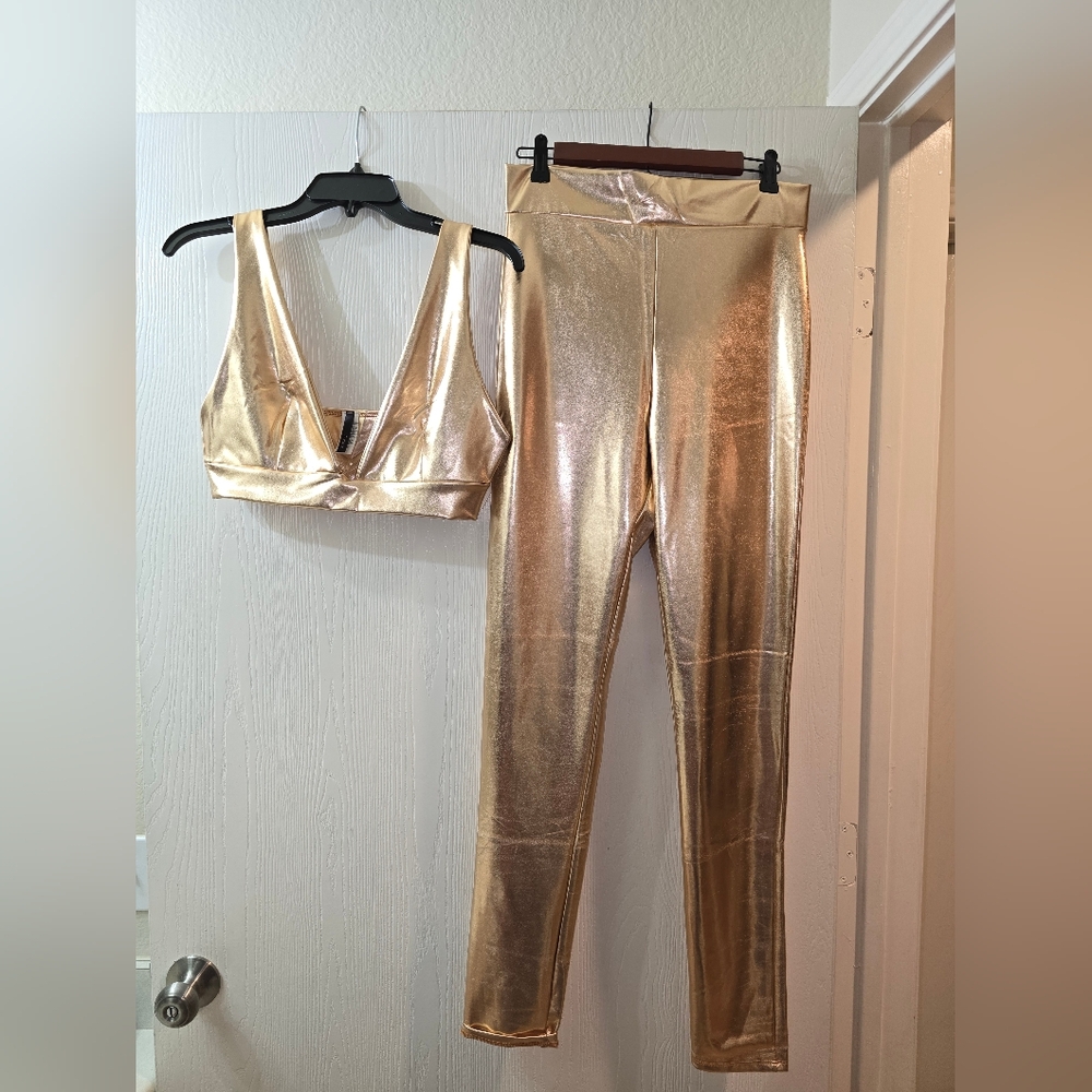 New Dexire Gold Women's Set